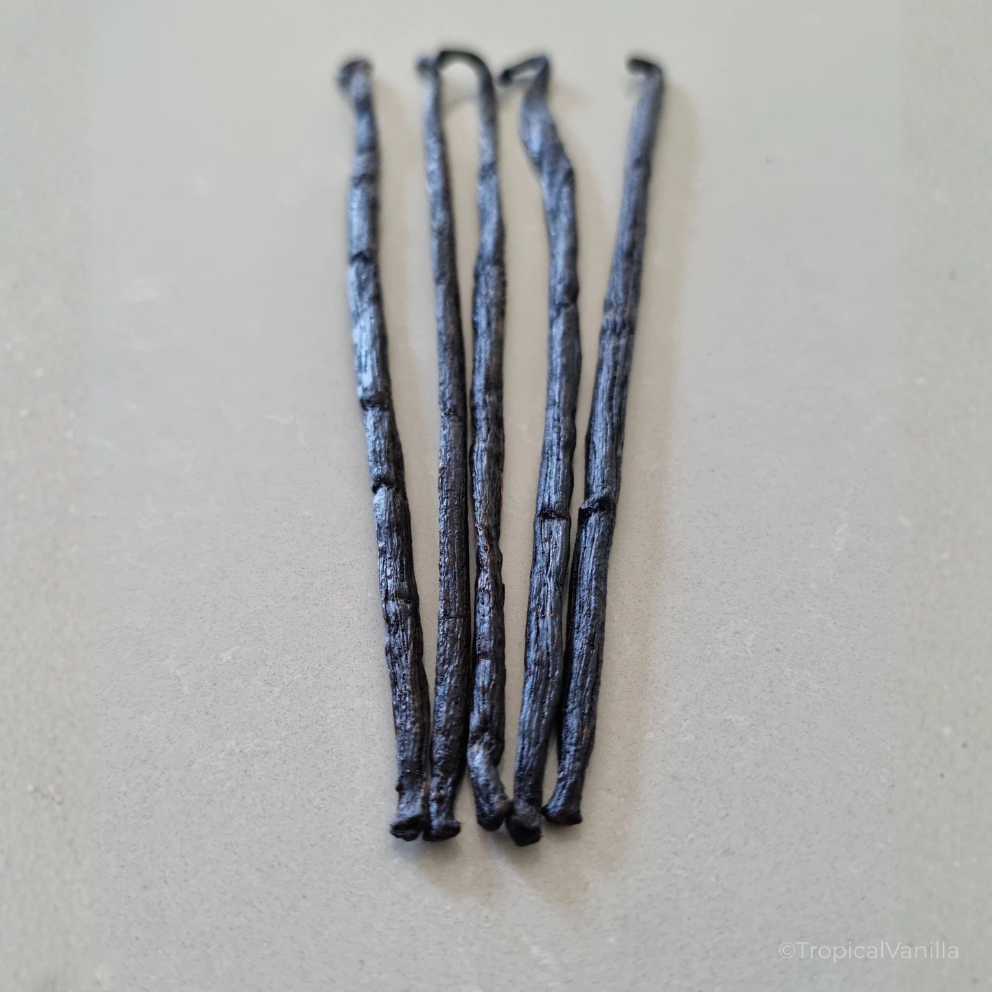 Madagascar Vanilla Beans 13cm - Extract & Culinary Grade (Dry)